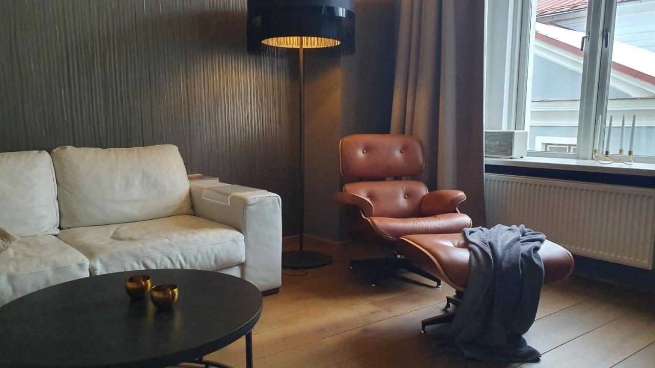 Old Town Apartment Пярну Экстерьер фото